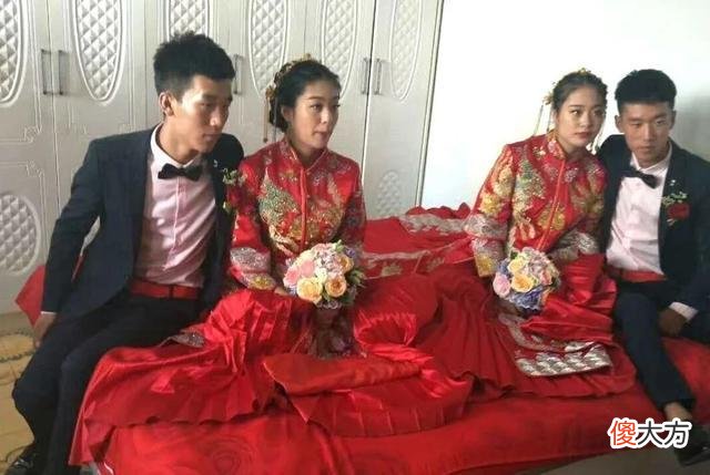 双胞胎姐妹嫁双胞胎兄弟, 4人在网上结缘, 笑称最怕认错老公!