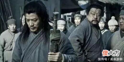 【爱历史】韩信年轻的时候落魄的像乞丐，没有打过仗，为什么最后战无不胜