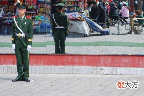 梦见好多当兵的人