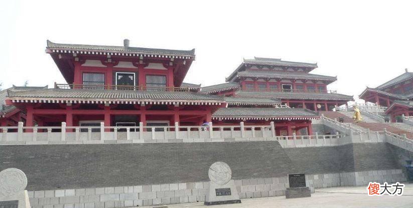 【爱历史】秦始皇去世后，阿房宫大火烧了三天三夜不止，到底有多大呢？