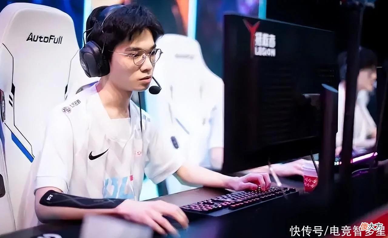 【游戏迷】排列组合继续？BLG再度更换一队AD，doggo重回LPL继续首发