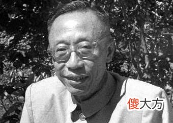 【爱历史】溥仪回家看故宫，售票员：不买票，皇帝也不能进入！