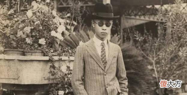 【爱历史】溥仪回家看故宫，售票员：不买票，皇帝也不能进入！