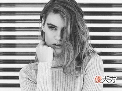 梦见陌生女生