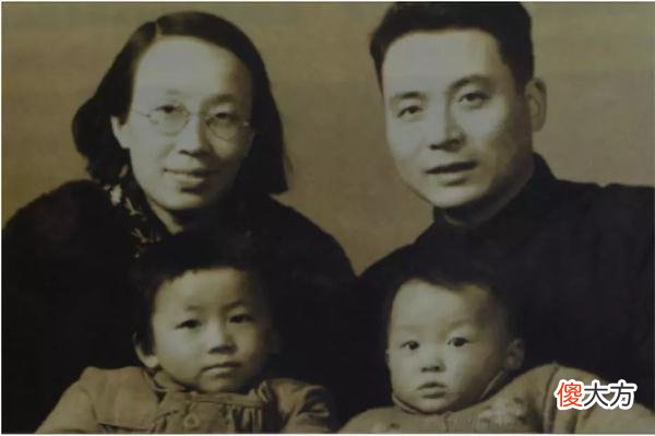 【爱历史】永远铭记！缅怀“两弹一星”元勋邓稼先