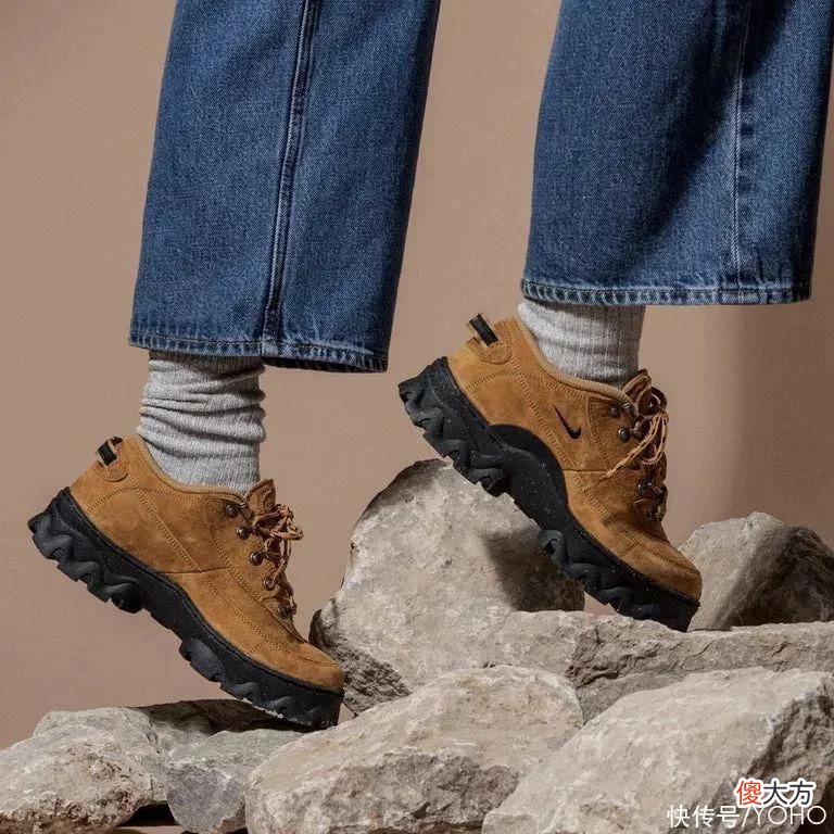 【就爱时尚】侃爷为何最近独爱“矮子乐”？