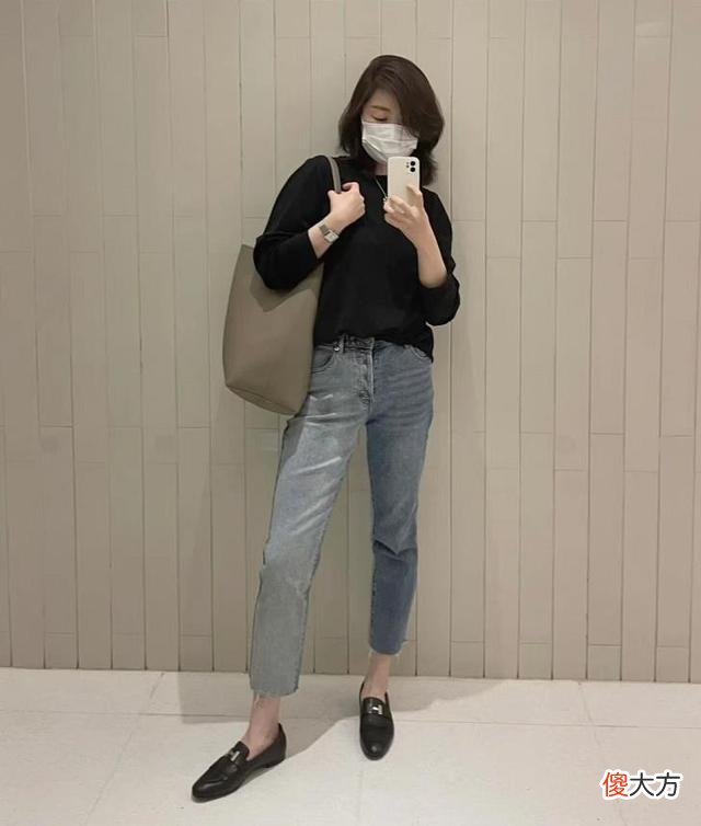 【就爱时尚】中年女人穿衣，想要远离大妈感？熟记这几个穿衣习惯很重要