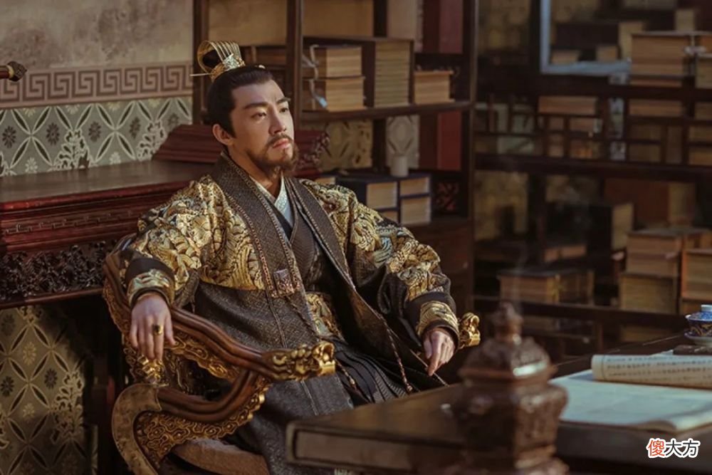 【爱历史】绊皇帝一跤，应该挺好玩吧？皇帝的叔叔在监狱试了一把，结果如何？