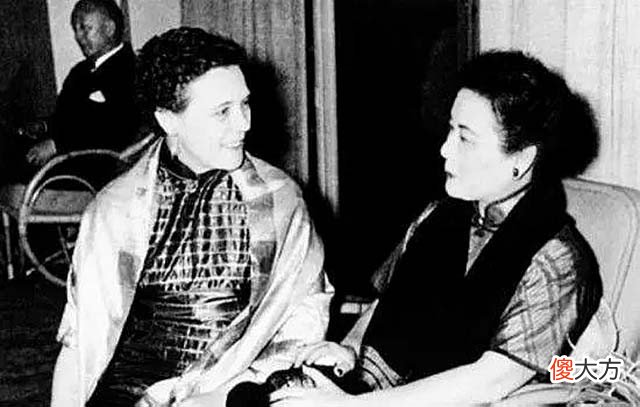 【爱历史】蒋氏三代个个走得比老婆早，寡妇们后来如何？一人拒改嫁坚持守寡
