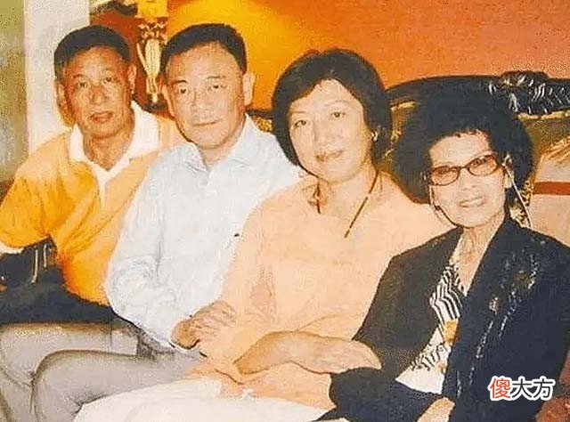 【爱历史】蒋氏三代个个走得比老婆早，寡妇们后来如何？一人拒改嫁坚持守寡