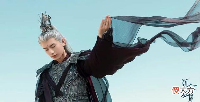 【历史故事】沉香如屑：同为上古遗族，菡萏可为仙，九鳍的身份为何不能暴露？