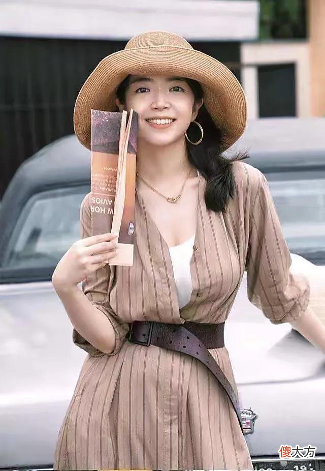 【就爱时尚】胸大的女人夏季穿衣有技巧！掌握这四点穿搭技巧，时髦不显low