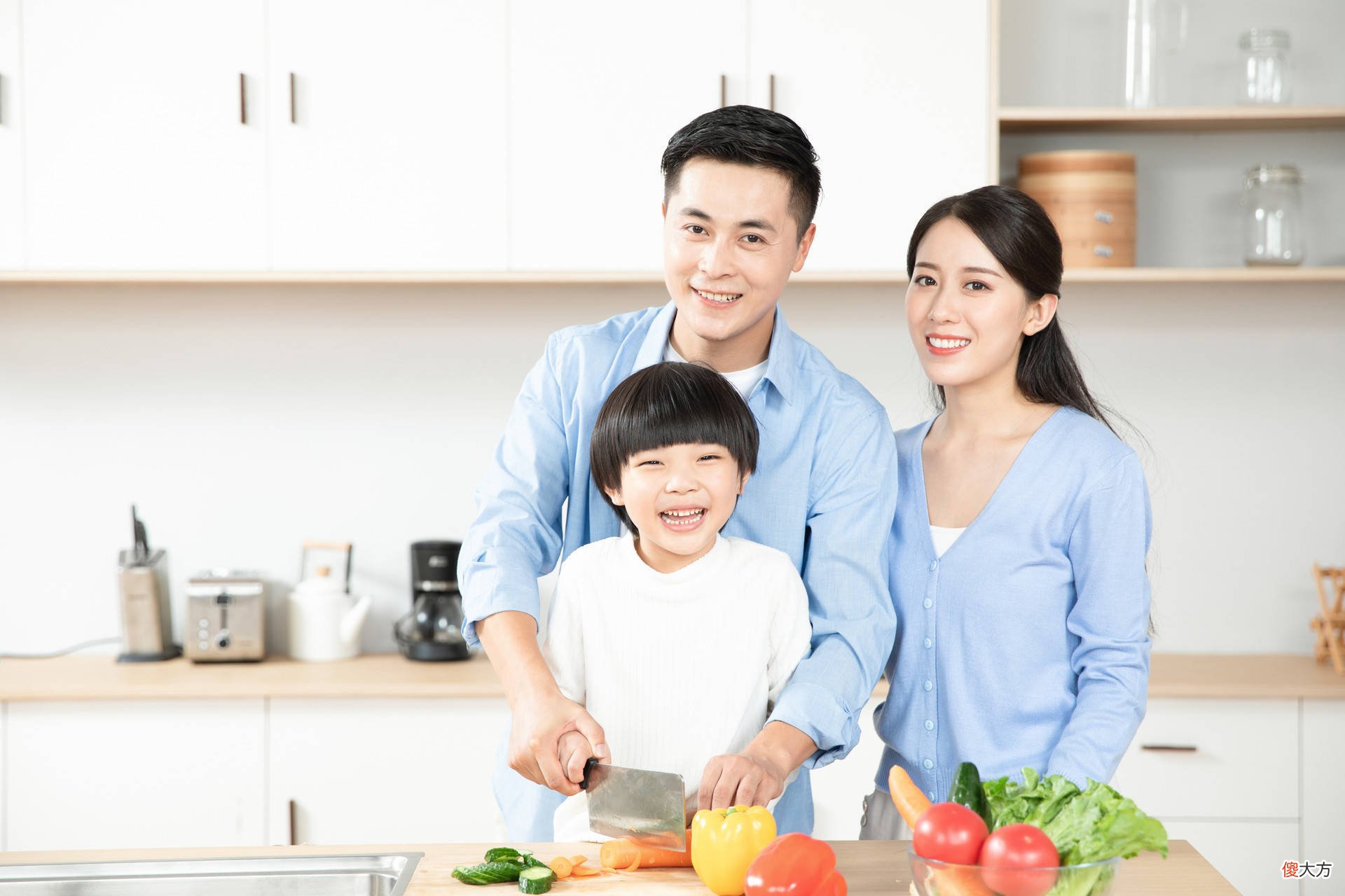 从小“做家务”和“不做家务”的孩子，长大后有3点区别明显