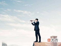 梦见自己站在房顶上