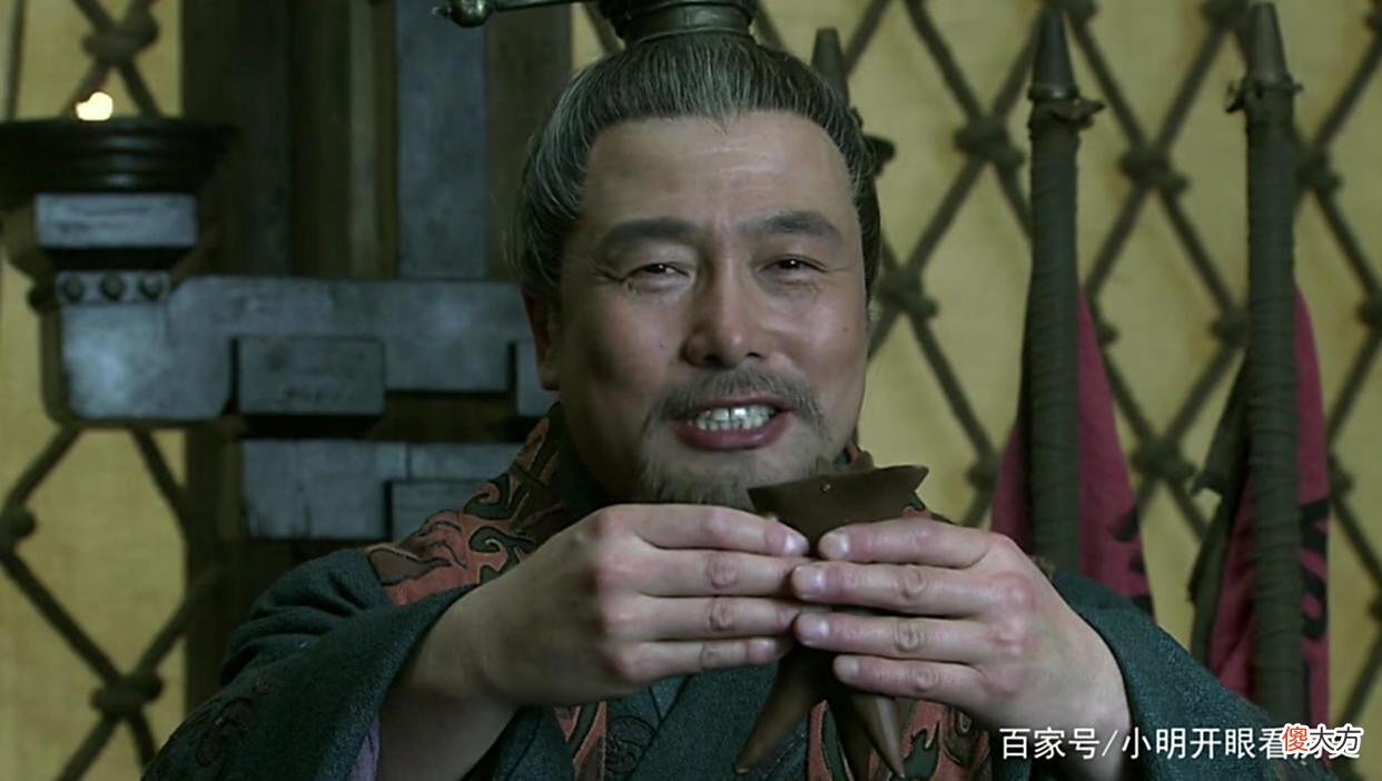 【历史故事】刘璋兵强马壮，为何还要请刘备帮忙对付张鲁？你看张鲁背后站着谁
