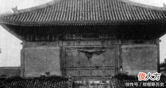 【历史故事】上世纪初期的紫禁城：破败荒凉，杂草丛生，令人颇为感慨
