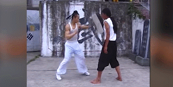 【历史故事】道袍之下，满身肌肉！武当道长早期练功视频流出，这身材鬼见了都发愁！
