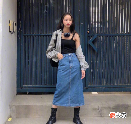 【就爱时尚】小个子女生的完美身高比例如何搭配？看这几种服饰，保准你也是超模