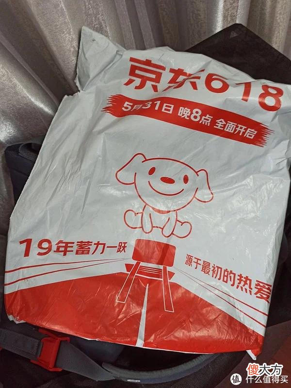 【就爱时尚】日常用品 篇一百三十:柔软舒适的大嘴猴短袖开箱,因为男式短袖穿起来很舒适,于是又买了一件女式的短袖套装。