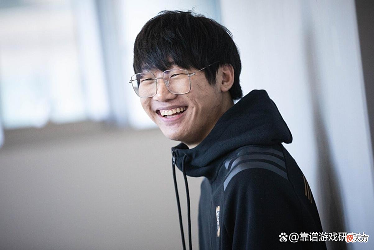 【游戏迷】LOL：Viper登顶韩服却被宁王嘲讽，不如Uzi，EDG的冠军没啥含金量
