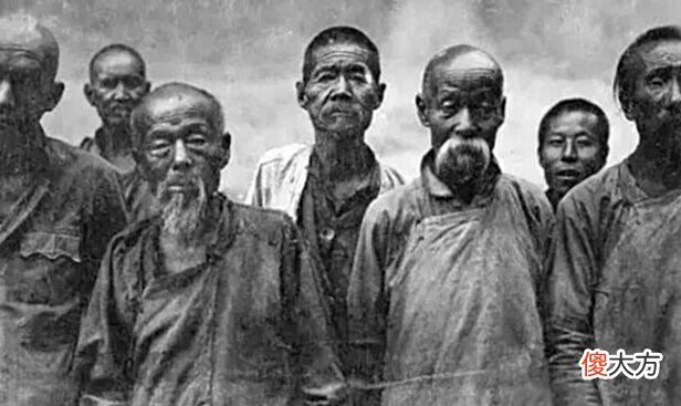 【爱历史】100年前百姓生活的老照片，人们慢慢的接受了各种新事物和新思想