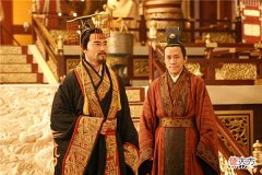 【历史故事】他是雄才大略的帝王,晚年被架空成太上皇,被自己儿媳折磨