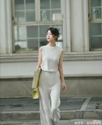 【时尚一点】真正懂穿衣的女人，裙子及膝、裤子穿宽不穿紧，显瘦舒适又显气质