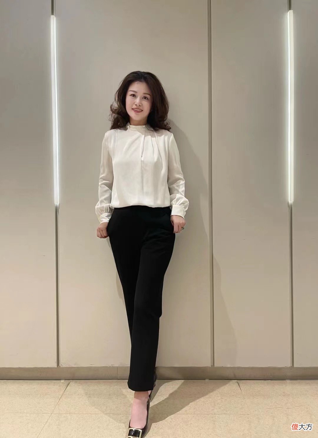 【时尚一点】女人过了50岁别当老阿姨，学学这位大龄妈妈，整个人比30岁还娇美