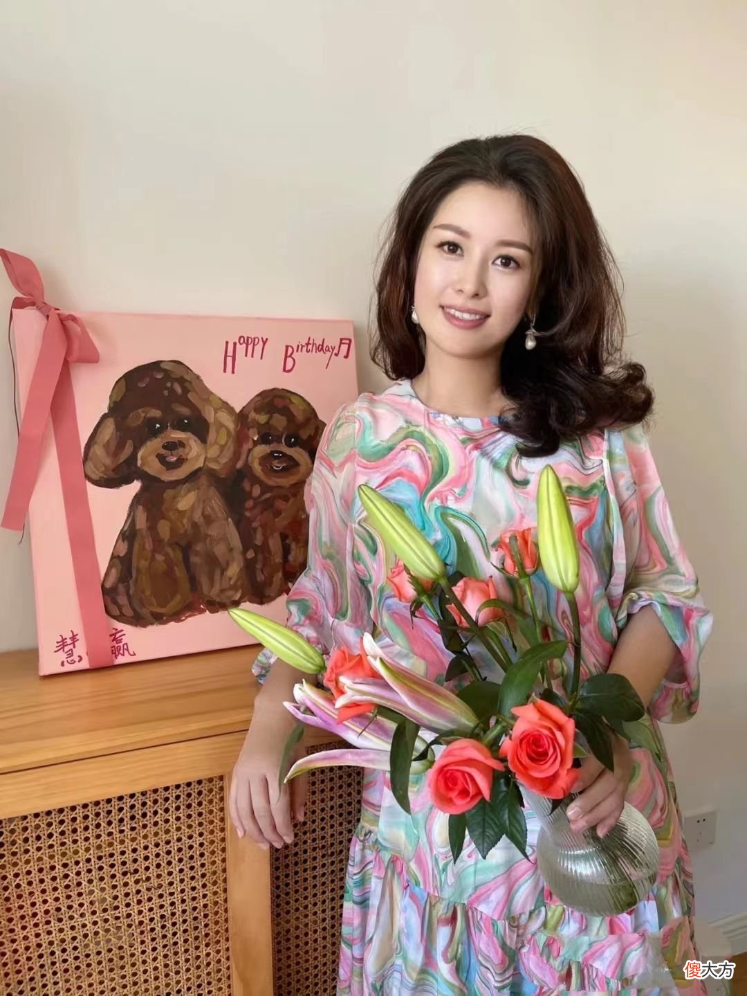 【时尚一点】女人过了50岁别当老阿姨，学学这位大龄妈妈，整个人比30岁还娇美