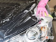 梦见自己洗车
