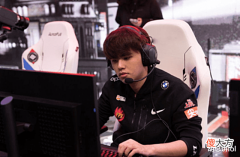 【游戏迷】LOL:FPX战队烂掉了,前选手和领队相继开团,直指赛训组和管理层