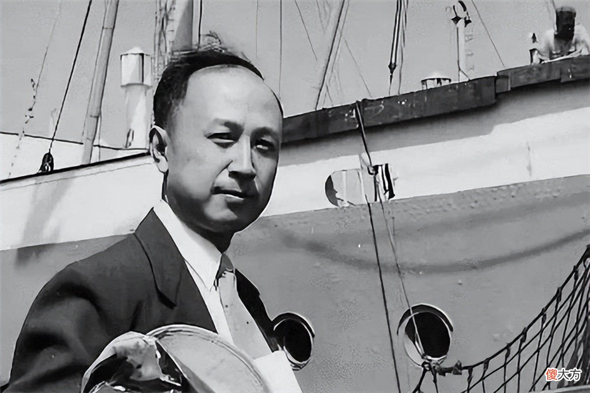 【爱历史】钱学森36岁未成婚，妹妹给他介绍对象，他却说：要不你嫁我得了！