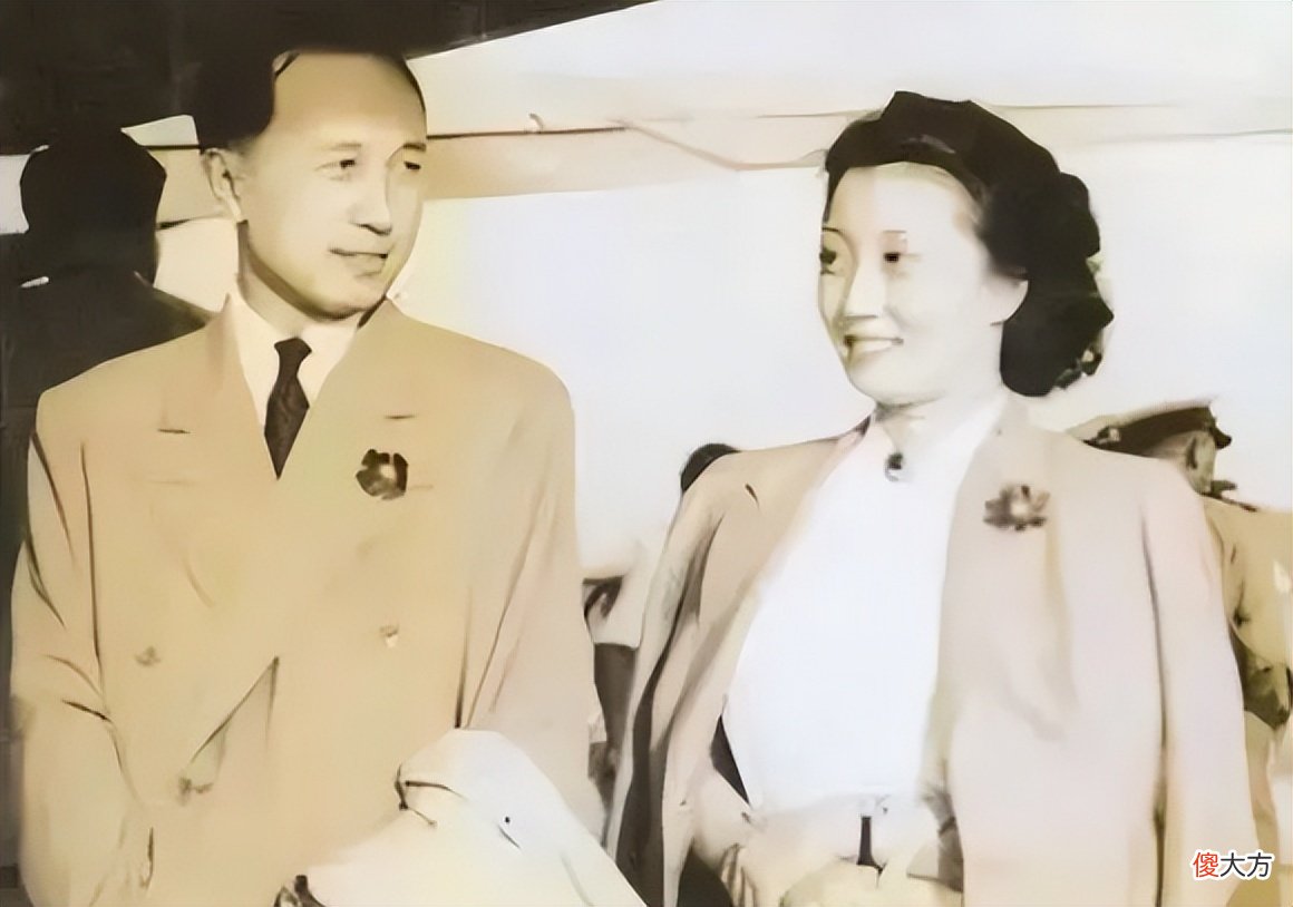 【爱历史】钱学森36岁未成婚，妹妹给他介绍对象，他却说：要不你嫁我得了！