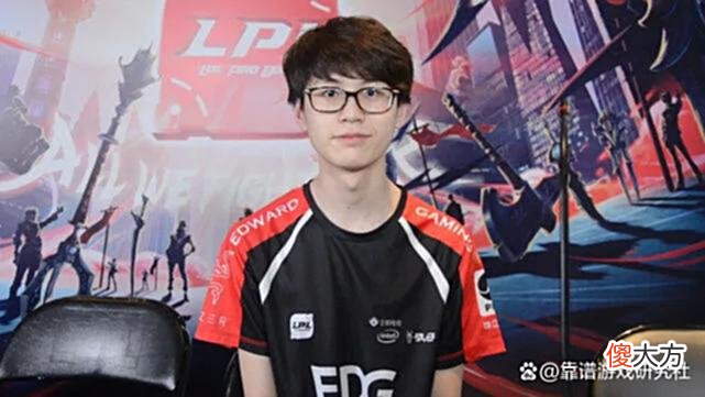 【游戏迷】LOL：EDG俊佳太难了，输给RNG后被嘲讽要负全责，首发位置要无了