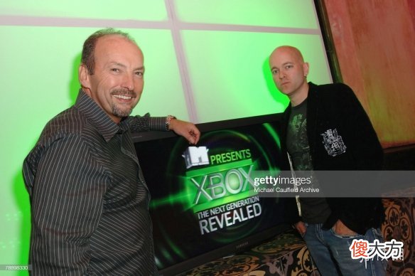 【游戏世界】微软前高管解释：为什么支持Xbox和索尼的主机大战？