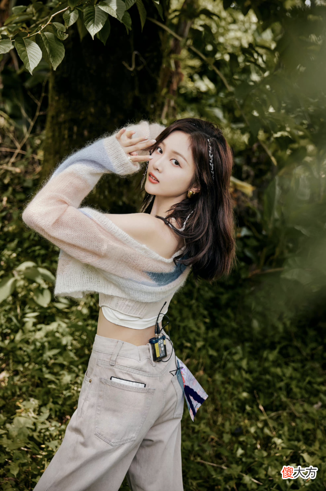 【就爱时尚】露营的顶配原来是赵丽颖的妆？