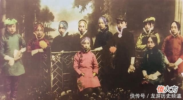 【历史故事】民国女子上色彩照，晚清格格丹眉凤眼，个个令人惊艳！