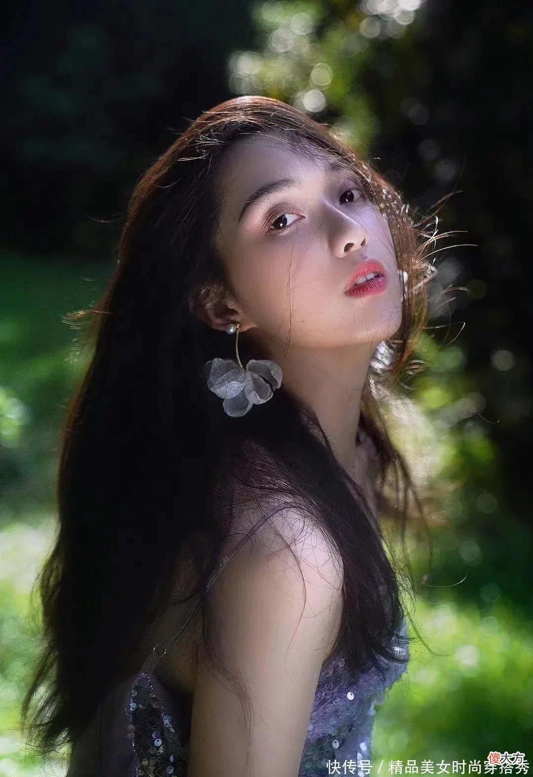 【就爱时尚】年轻是最大的资本，美女的青春影像，全是肆意的美好