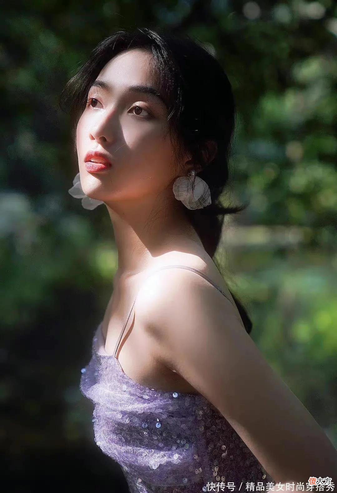 【就爱时尚】年轻是最大的资本，美女的青春影像，全是肆意的美好