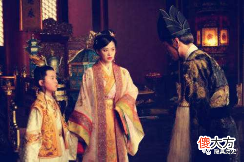 【爱历史】张居正将历史编著成连环画，小万历看图听故事，从中领悟治国道理
