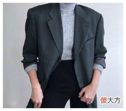 【就爱时尚】今年秋冬流行的各种大衣颜色和面料、设计四个主要方面都要注意
