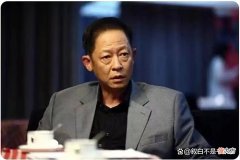 【爱历史】顶级商人参加饭局，朋友刁难让他作诗，他随口一首诗令其哑口无言