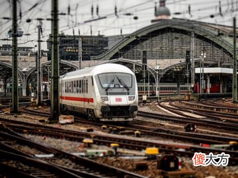 梦见火车方向反了