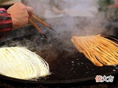 梦见买馓子