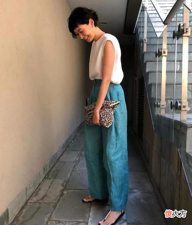 【时尚一点】讲真，中老年女人学会这样穿，老了也美得从容优雅！