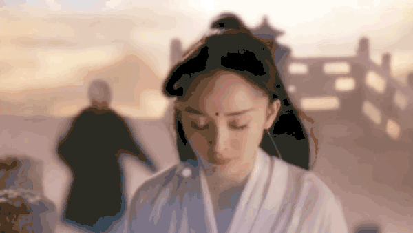 【就爱时尚】《沉香如屑》一集比一集虐，网友：杨紫缺少了小虎牙