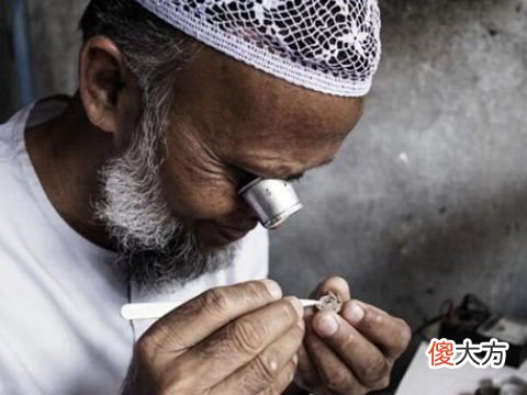 梦见表链坏了