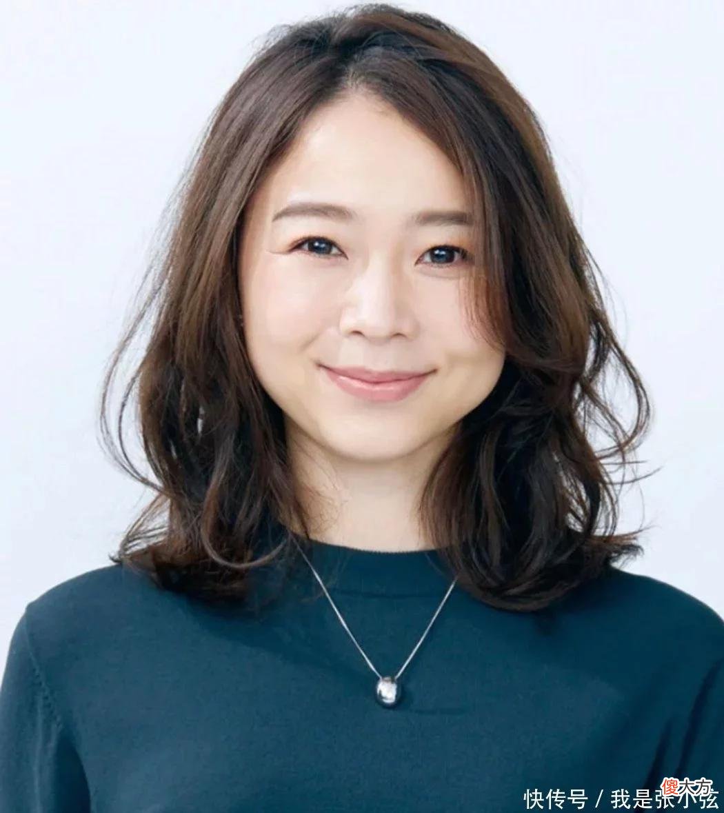 【时尚一点】女人上了年纪，尽量别烫这3种卷发，换成另外3种，时髦减龄显气质