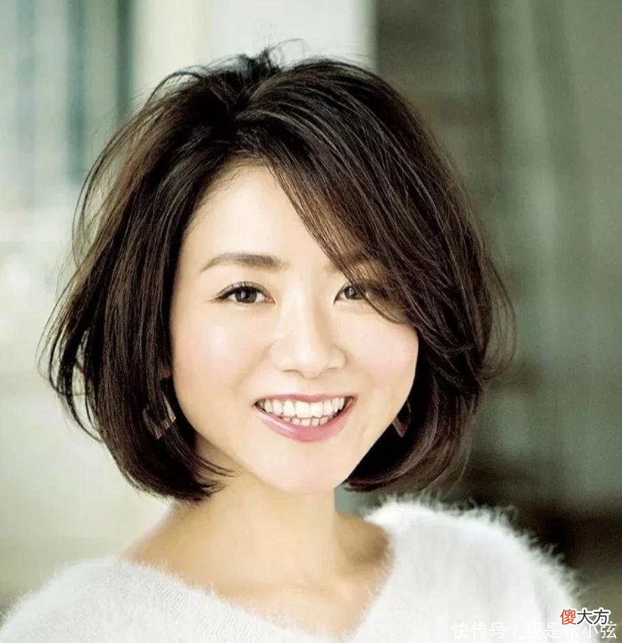 【时尚一点】女人上了年纪，尽量别烫这3种卷发，换成另外3种，时髦减龄显气质