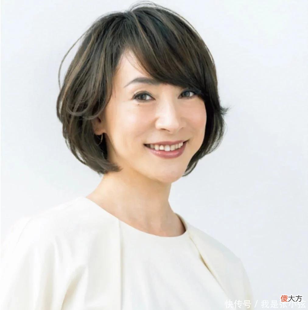 【时尚一点】女人上了年纪，尽量别烫这3种卷发，换成另外3种，时髦减龄显气质